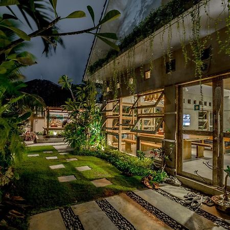 Lokal Bali Hostel Kuta Lombok Exteriör bild