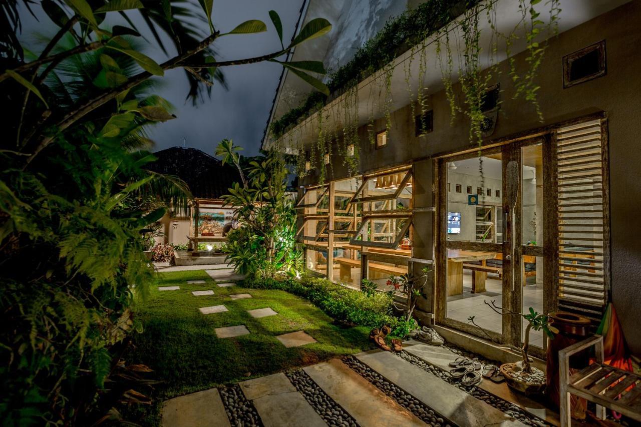 Lokal Bali Hostel Kuta Lombok Exteriör bild